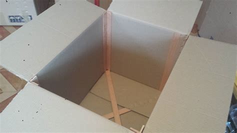 reinforcing cardboard boxes